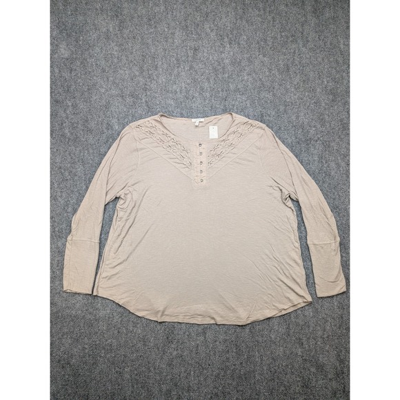 Maurices Tops - Maurices Henley Women's 3X Top Crochet Ribbed‎ Beige Boho Feminine Romantic